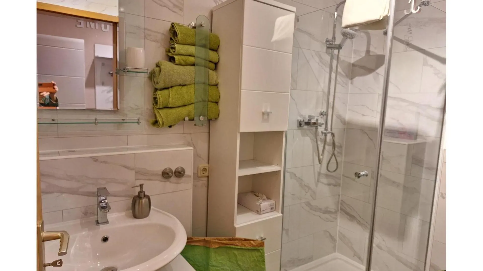 Gorgeous Apartment In Heinersreuth With Wifi Almanya