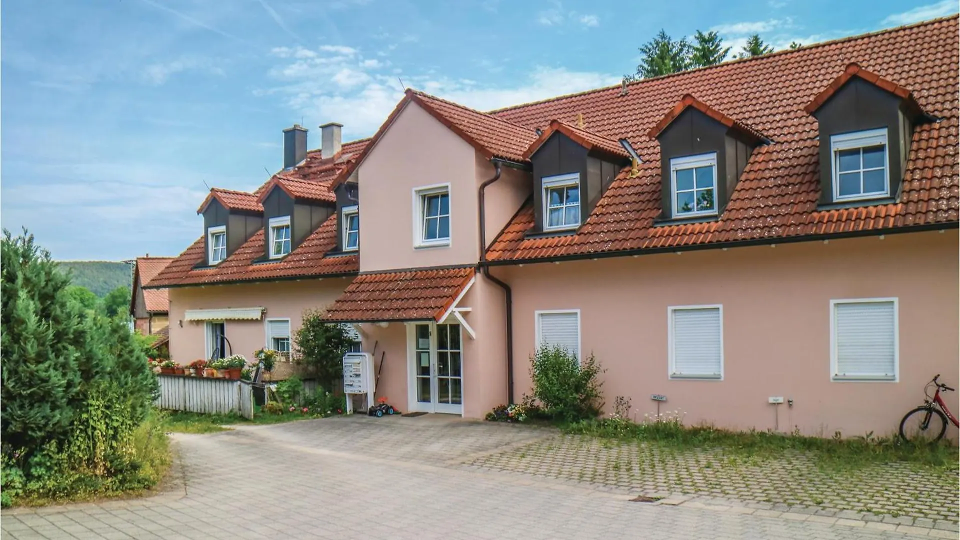 Gorgeous Apartment In Heinersreuth With Wifi